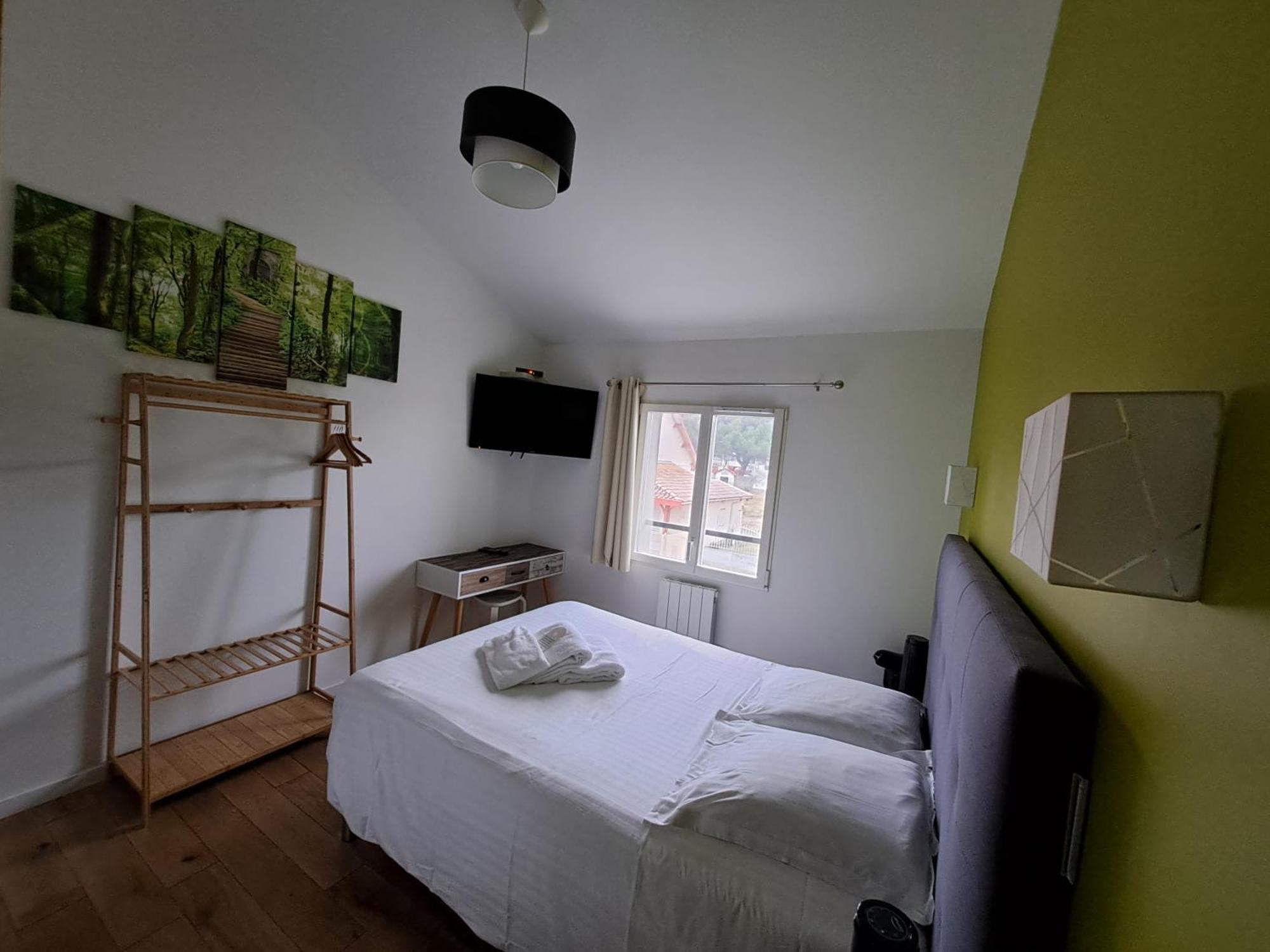 Hotel L'Auberge Canaulaise Лаканау Екстериор снимка